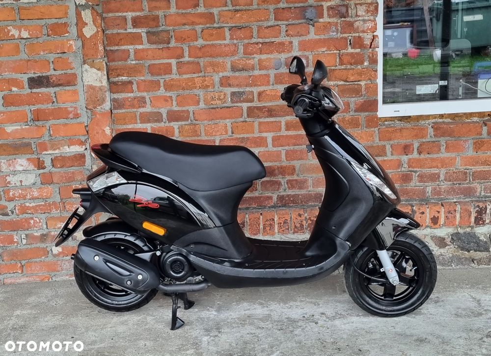 Piaggio ZIP - 4