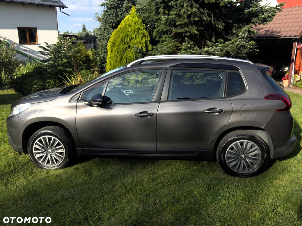 Peugeot 2008 1.2 Pure Tech Style - 11