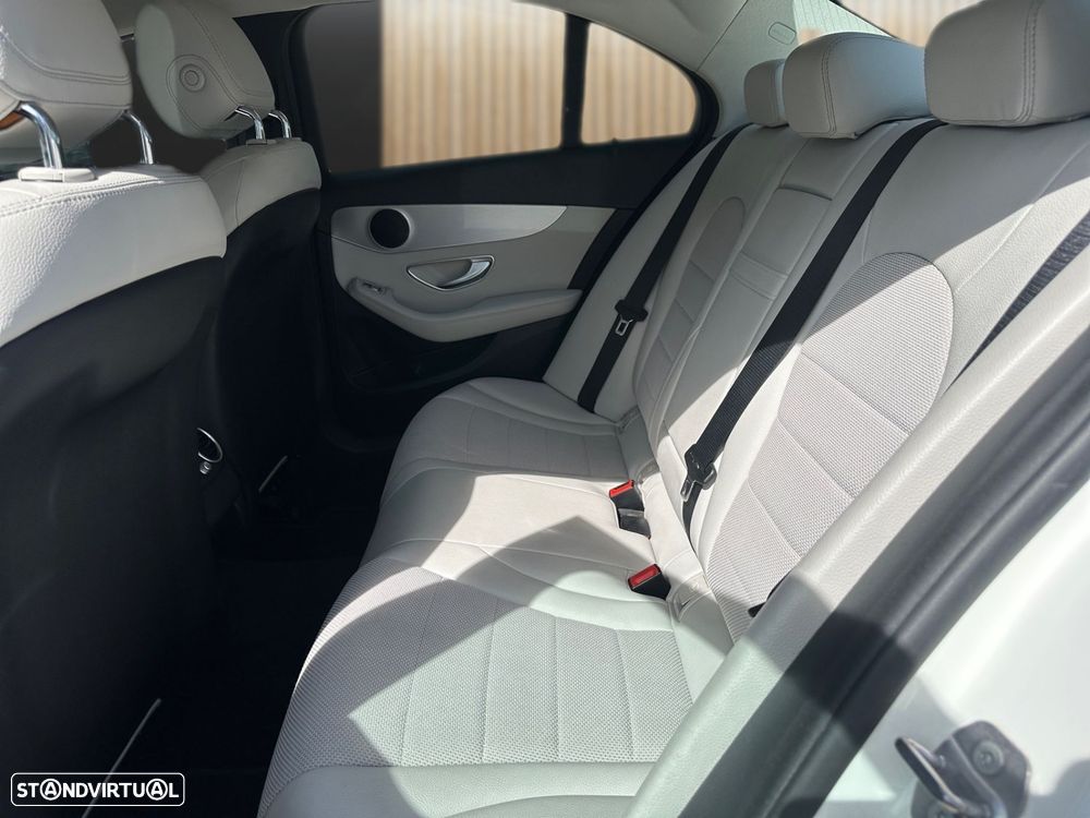 Mercedes-Benz C 350 - 9