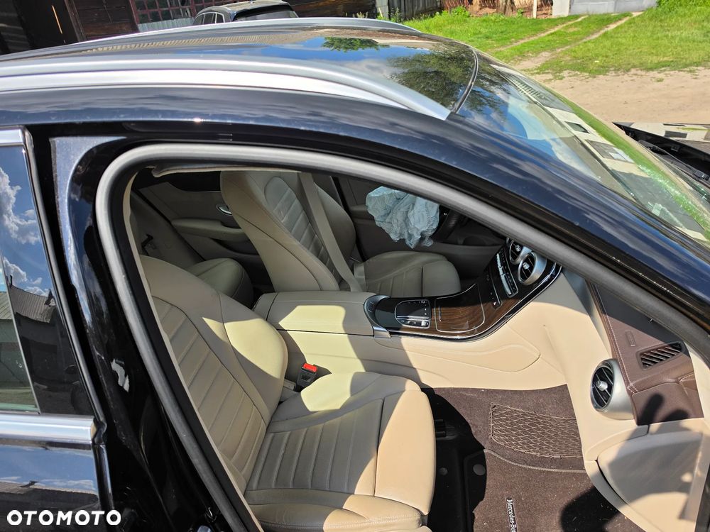 Mercedes-Benz GLC 220 d 4Matic 9G-TRONIC - 13