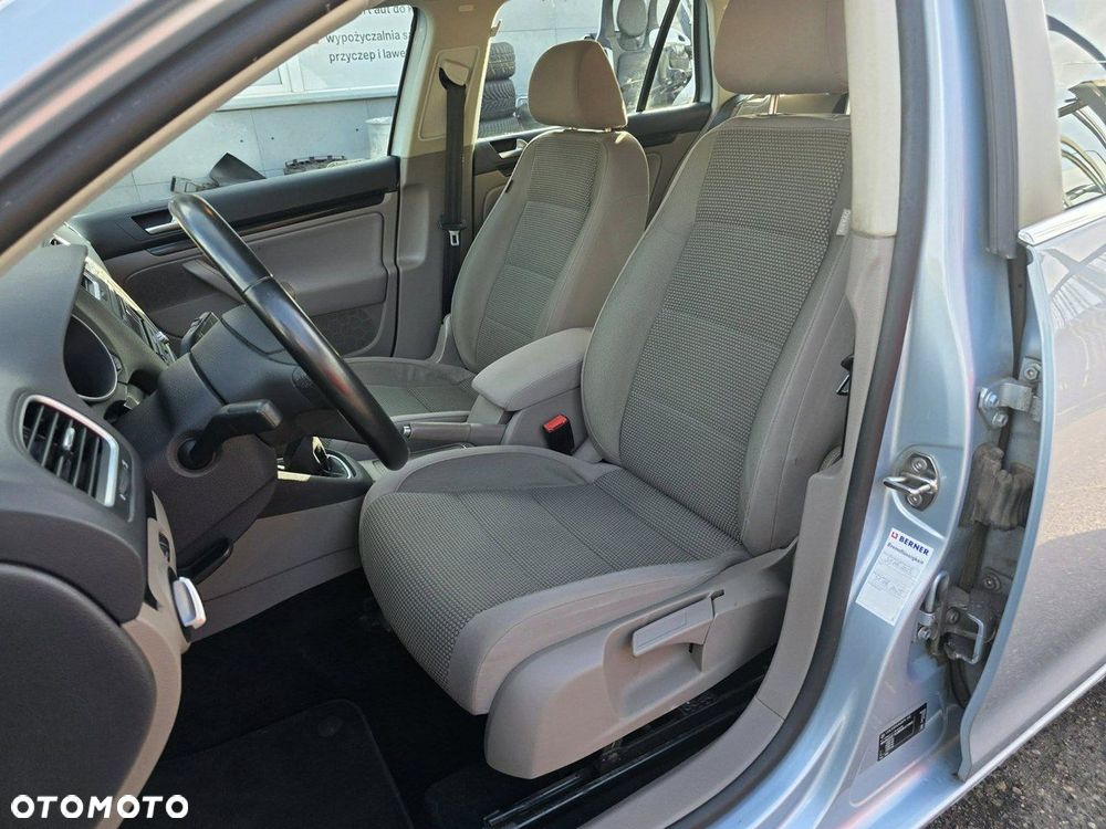 Volkswagen Golf Variant 1.6 TDI DPF BlueMotion Technology Trendline - 6