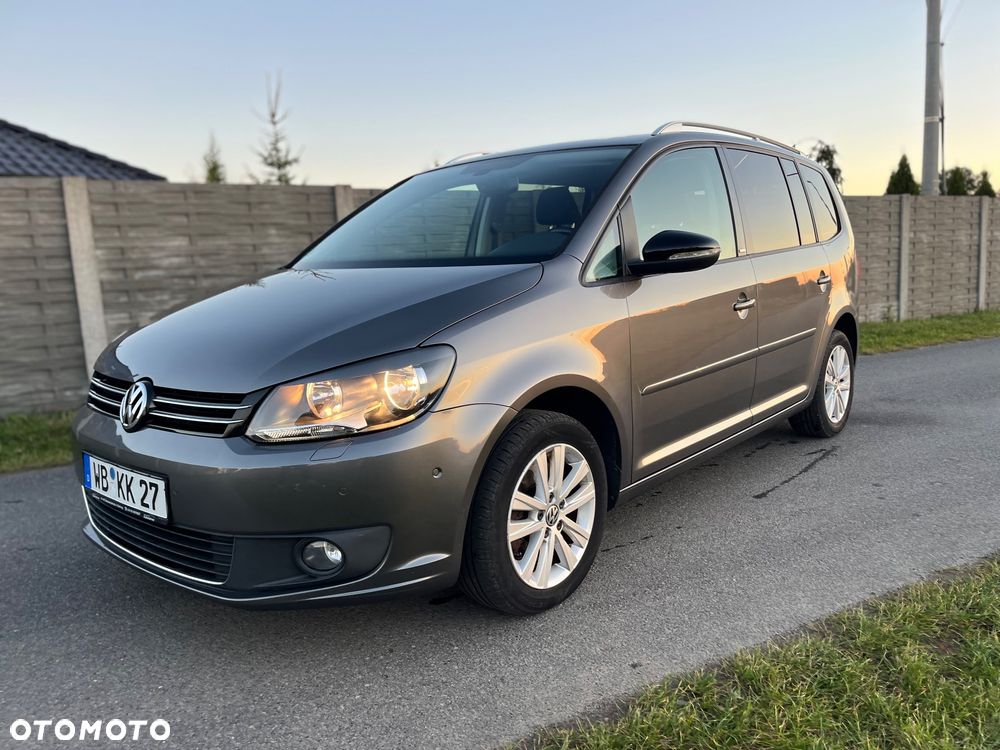 Volkswagen Touran 2.0 TDI DPF BlueMotion Technology DSG STYLE - 1