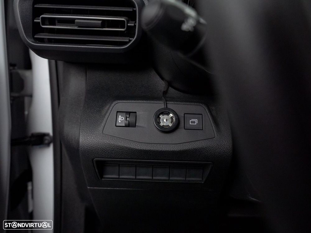 Toyota Proace City 1.5D L1 Exclusive - 16