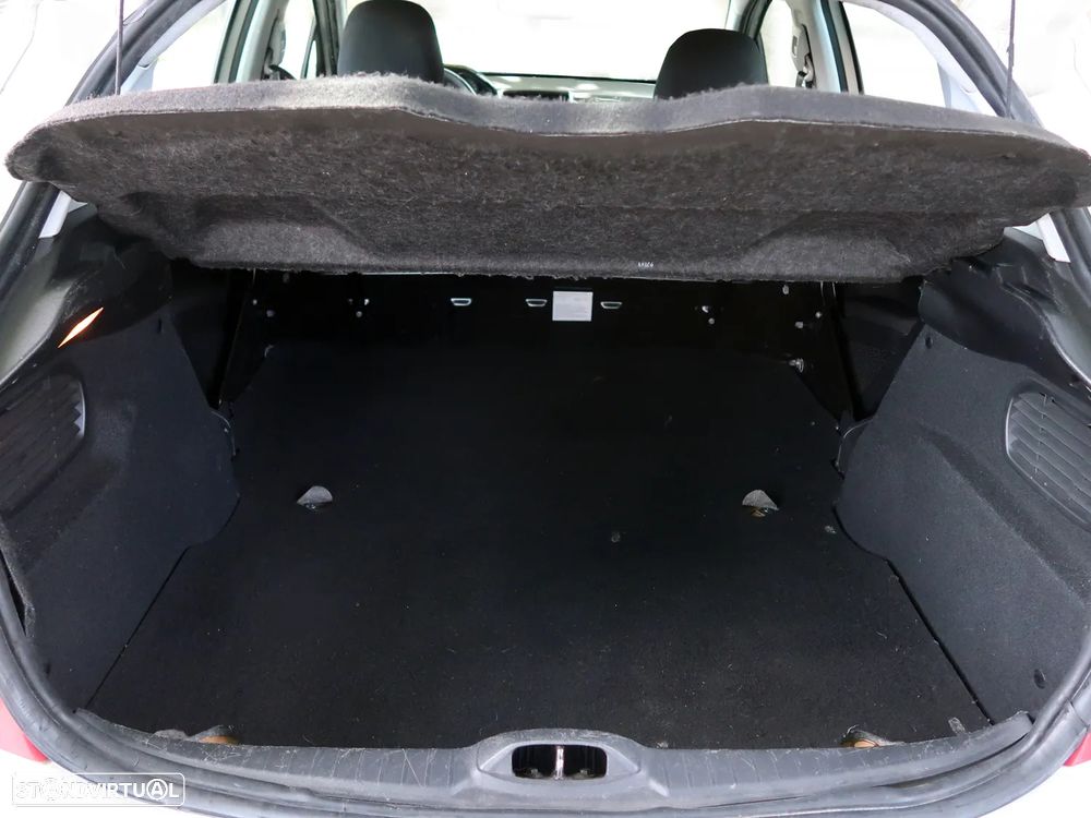 Peugeot 208 1.4 HDI Business - 19