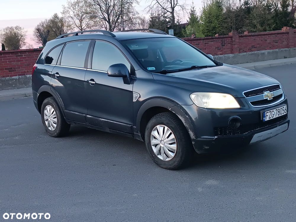 Chevrolet Captiva 2.0 d LT base 5os - 1