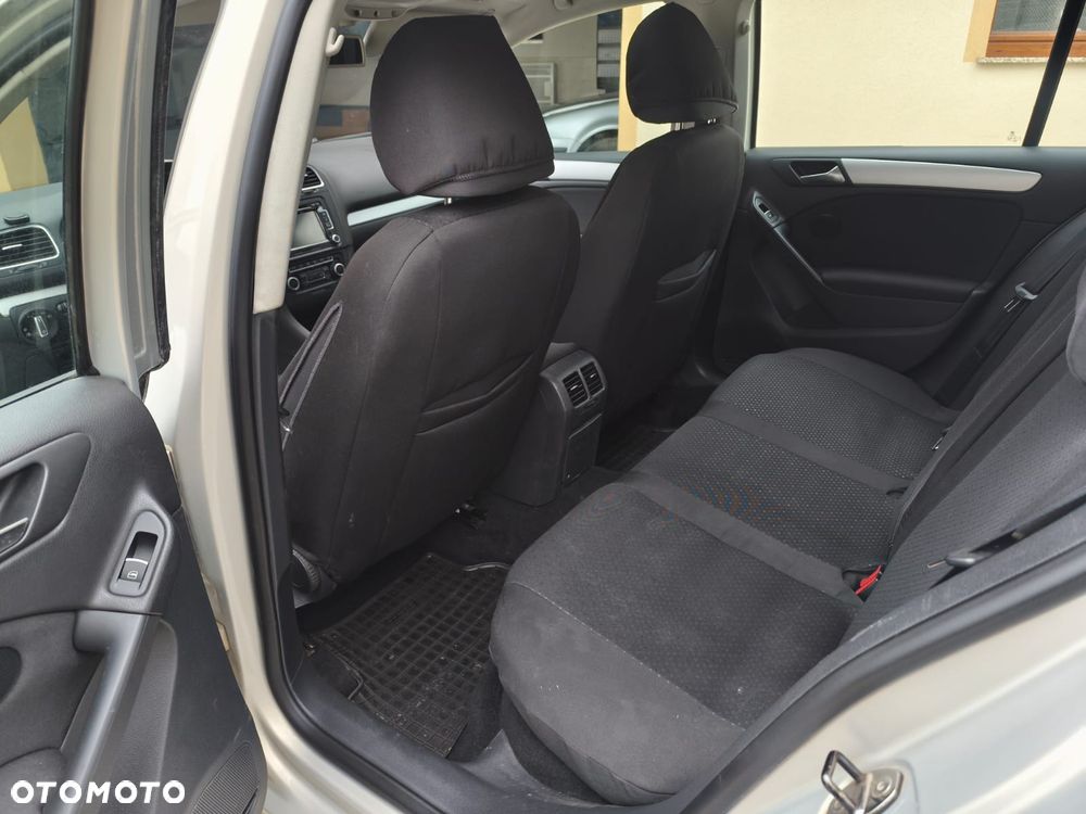 Volkswagen Golf 2.0 TDI DPF Style - 7