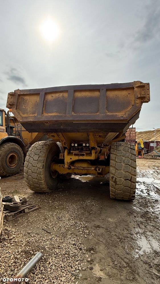 Caterpillar CAT 740 - 3
