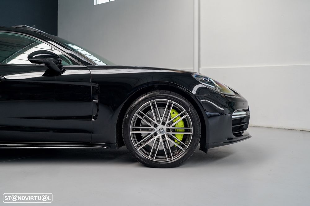 Porsche Panamera Sport Turismo 4 E-Hybrid - 10