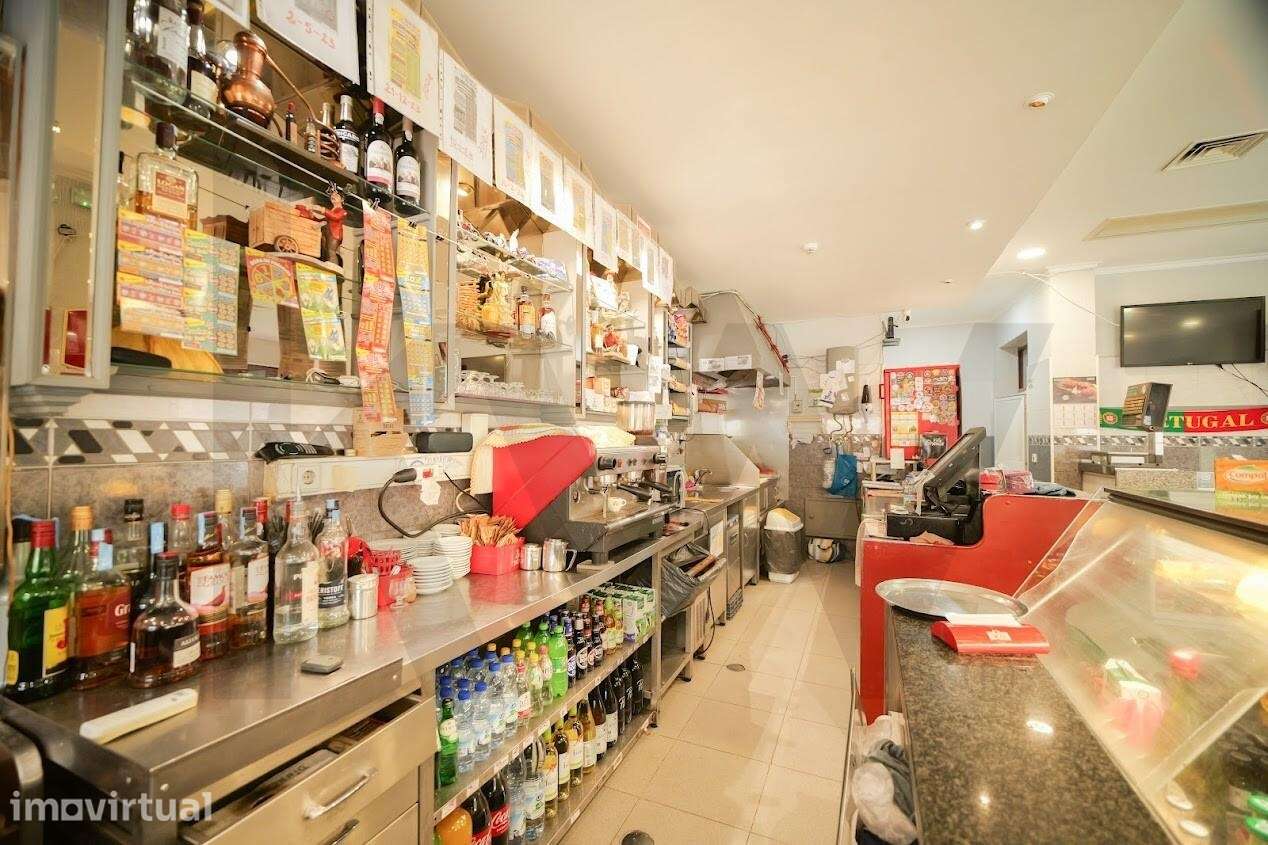 Café em Funcionamento para Trespasse na Cavaleira - Algueirão - Mem Ma - Grande imagem: 2/18