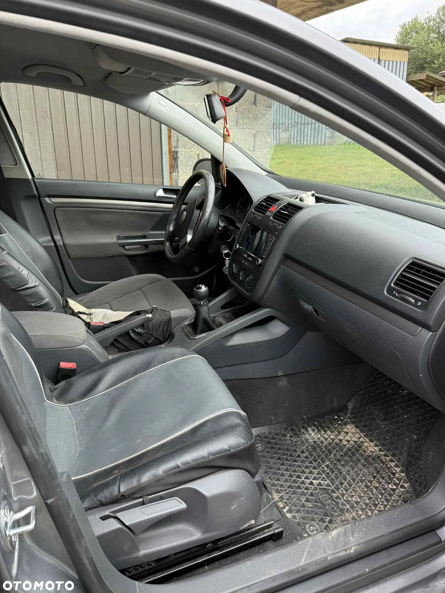Volkswagen Golf V 1.6 Comfortline - 3