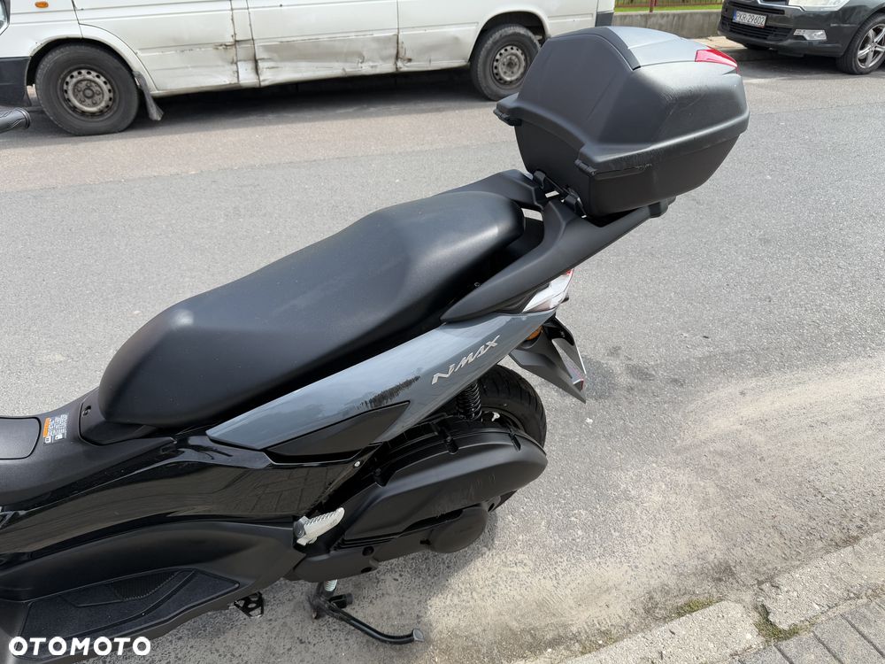 Yamaha NMAX - 12