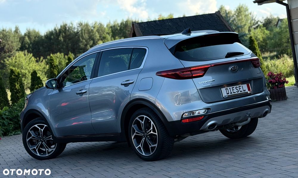 Kia Sportage 1.6 CRDI AWD Eco-Dynamics+ (48V M-H) GT LINE - 4