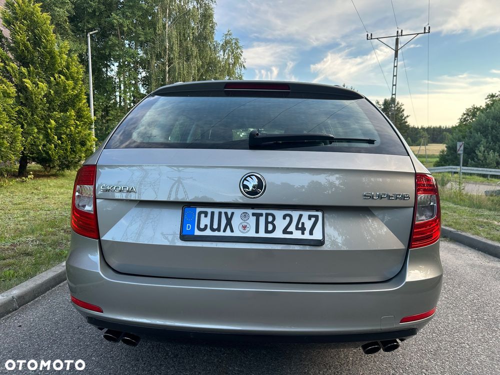 Skoda Superb 2.0 TSI DSG Exclusive - 13