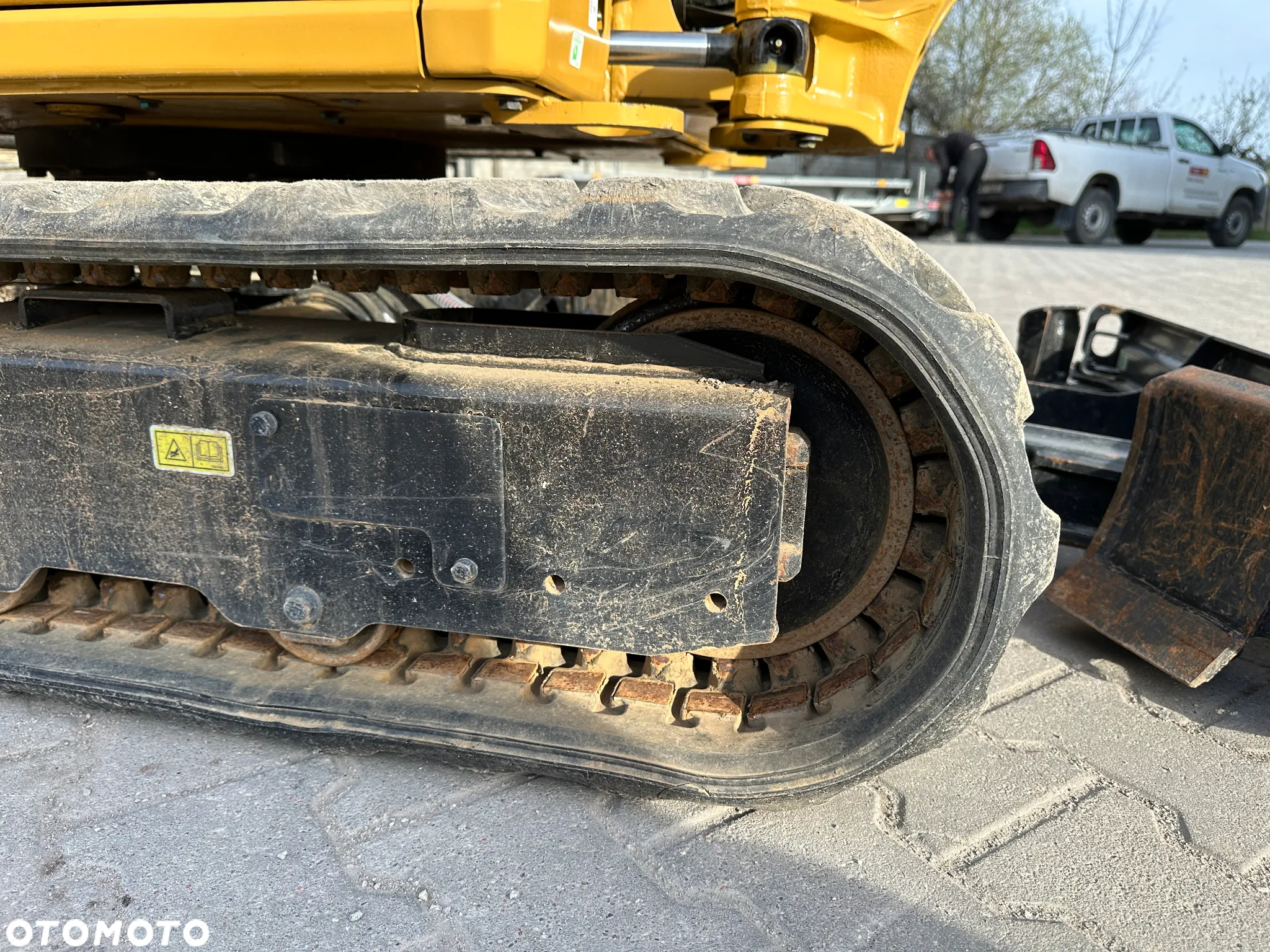 Caterpillar 302 - 28