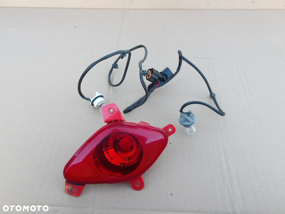 LAMPA ZDERZAKA PRAWY TYL HYUNDAI I10 92405-B9000 - 1