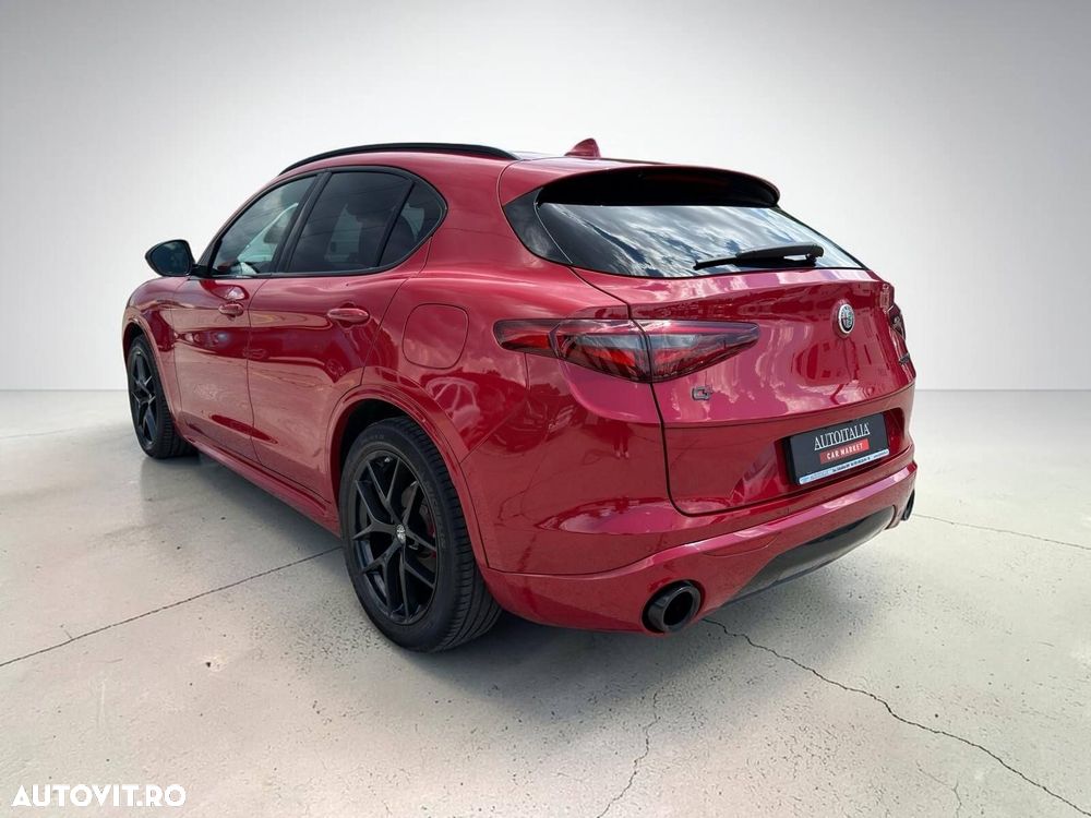 Alfa Romeo Stelvio - 25