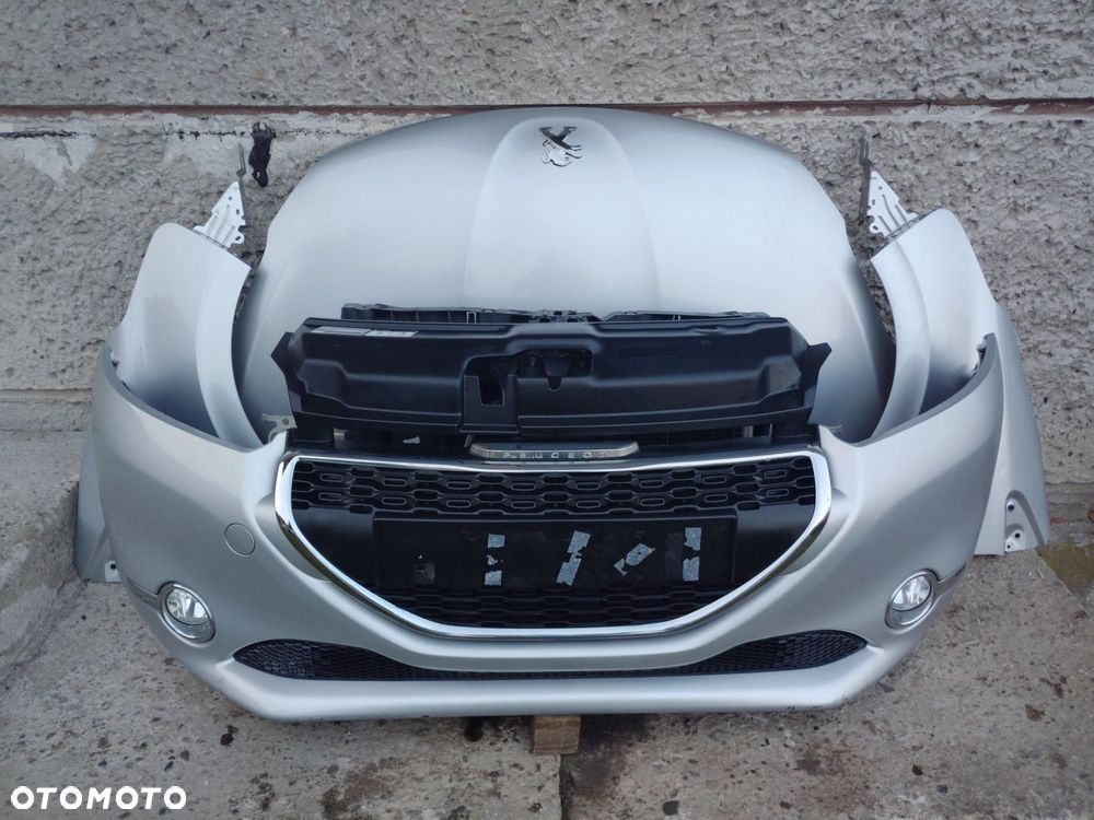 WZMOCNIENIE PAS KOMPLETNY PRZÓD PEUGEOT 208 12/15r - 1