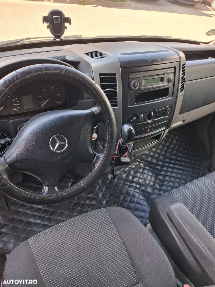 Mercedes-Benz Sprinter - 8