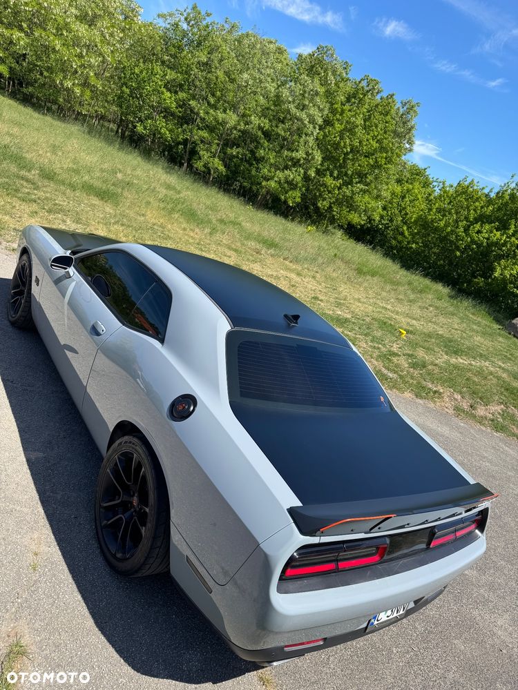 Dodge Challenger 5.7 R/T - 5