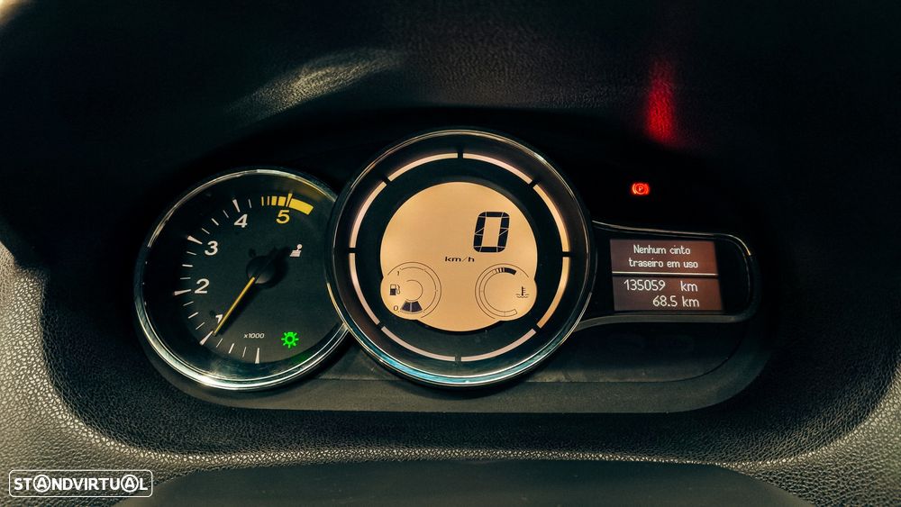 Renault Mégane 1.6 dCi Bose Edition SS - 13