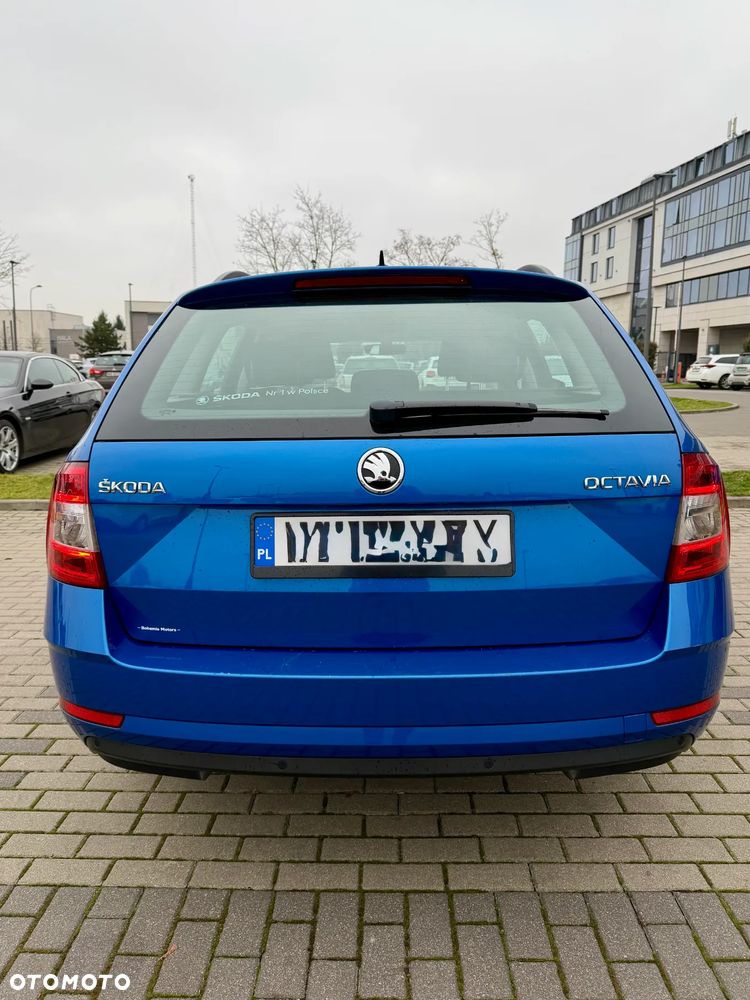 Skoda Octavia 2.0 TDI Style - 6