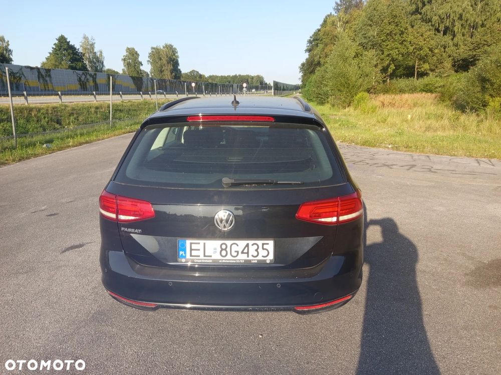 Volkswagen Passat 2.0 TDI SCR Trendline - 3