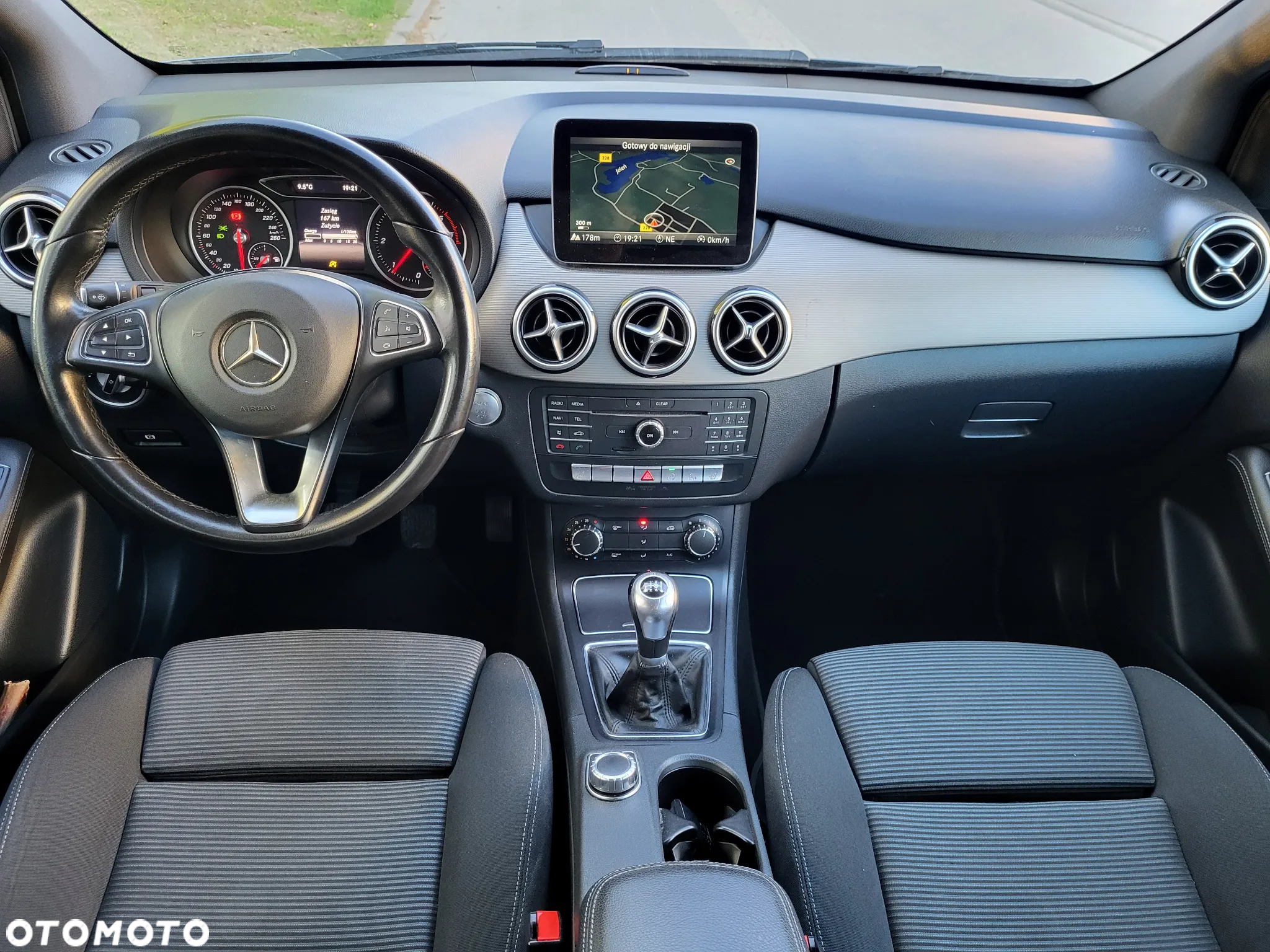Mercedes-Benz Klasa B 180 CDI BlueEFFICIENCY Edition Style - 32
