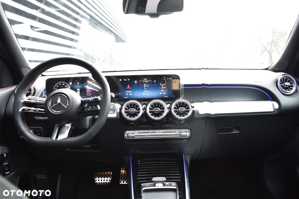 Mercedes-Benz GLB 200 d 4Matic 8G-DCT Edition AMG Line - 15