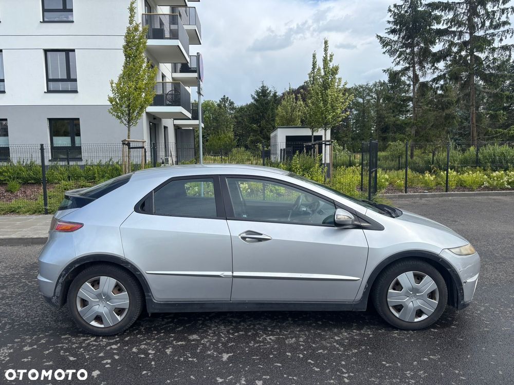Honda Civic 1.8 Executive - 5