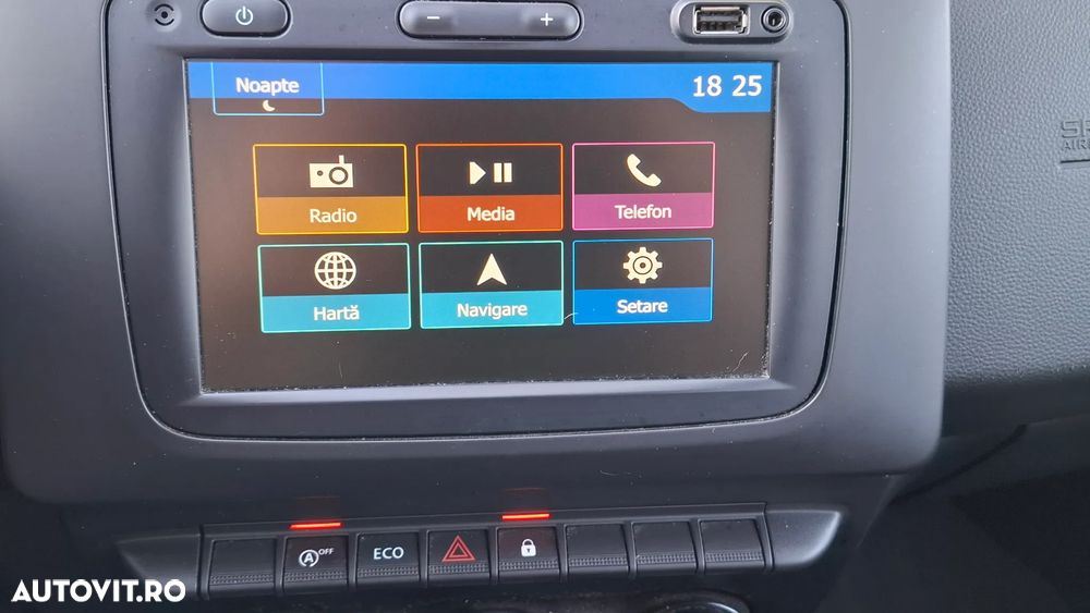 Dacia Duster 1.6 SCe Comfort - 30