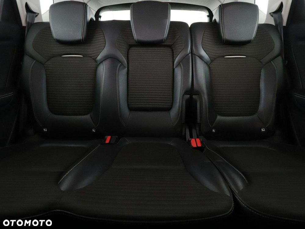 Renault Scenic ENERGY dCi 110 INTENS - 19