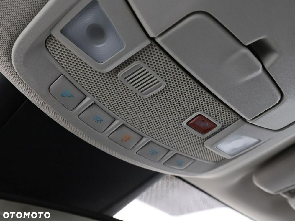 Ford S-Max 2.0 EcoBlue Titanium - 39