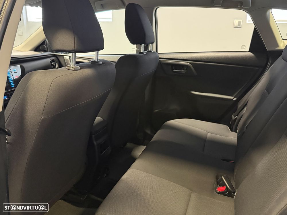 Toyota Auris 1.4 D-4D ACtive+AC - 14