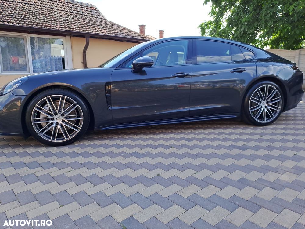 Porsche Panamera 4 E-Hybrid - 2