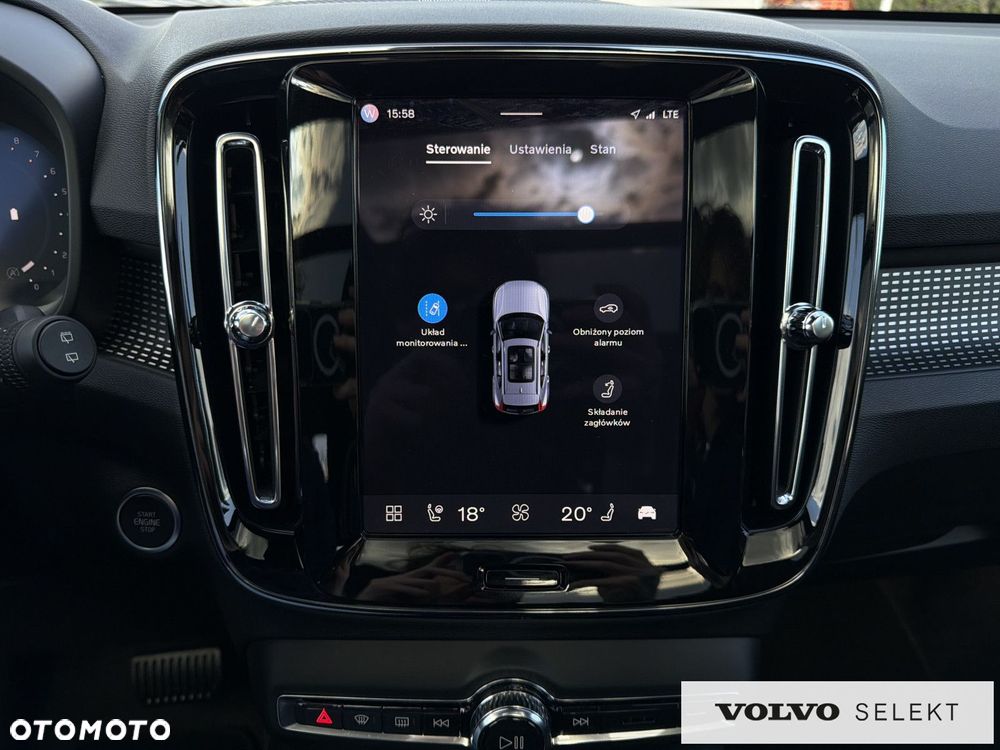 Volvo XC 40 - 23