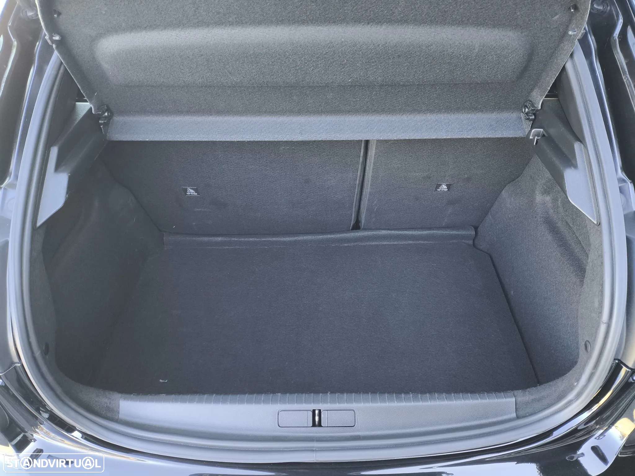 Peugeot 208 1.2 PureTech Active Pack - 9