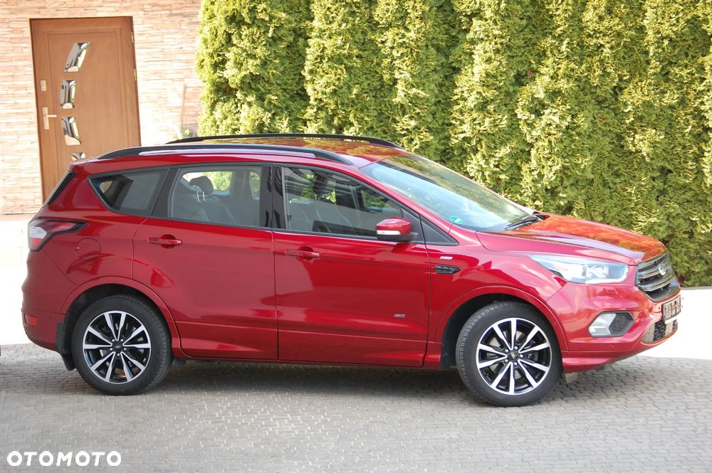 Ford Kuga 2.0 TDCi 4x4 ST-Line - 37
