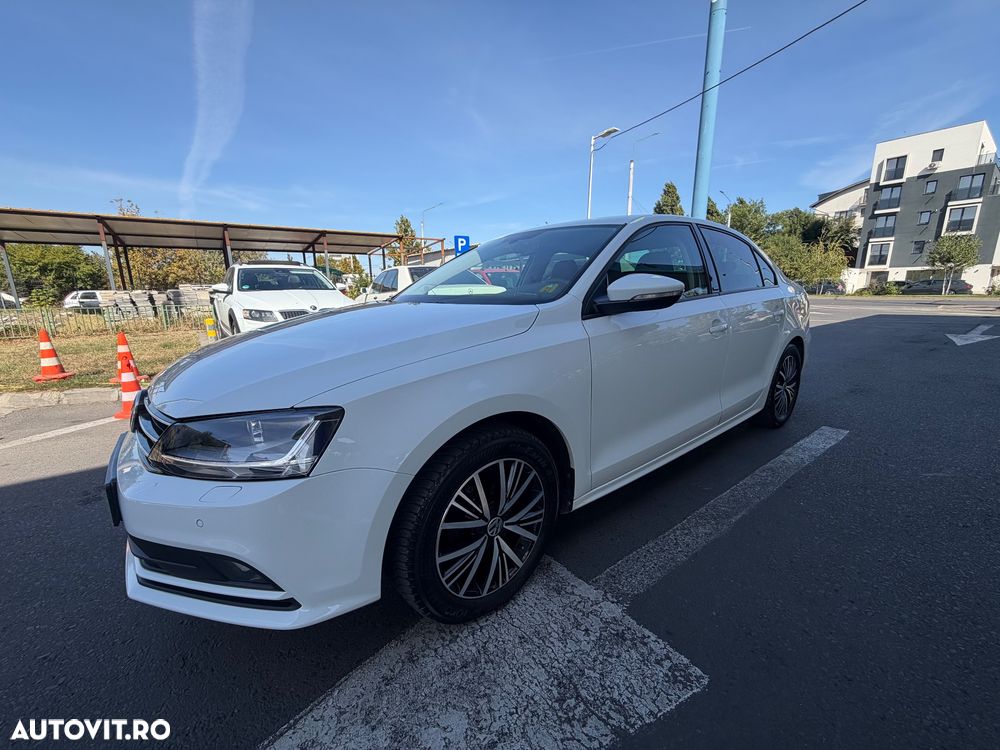 Volkswagen Jetta - 5