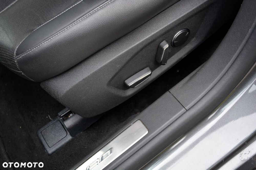 Ford Mondeo 2.0 TDCi Titanium PowerShift - 20