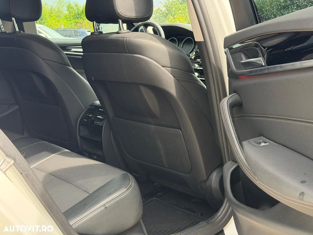BMW Seria 5 520i AT - 8