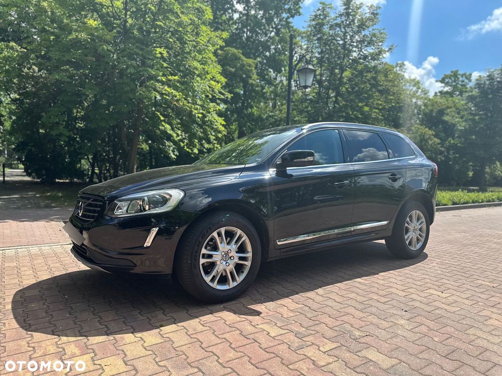 Volvo XC 60 D4 AWD Momentum - 23