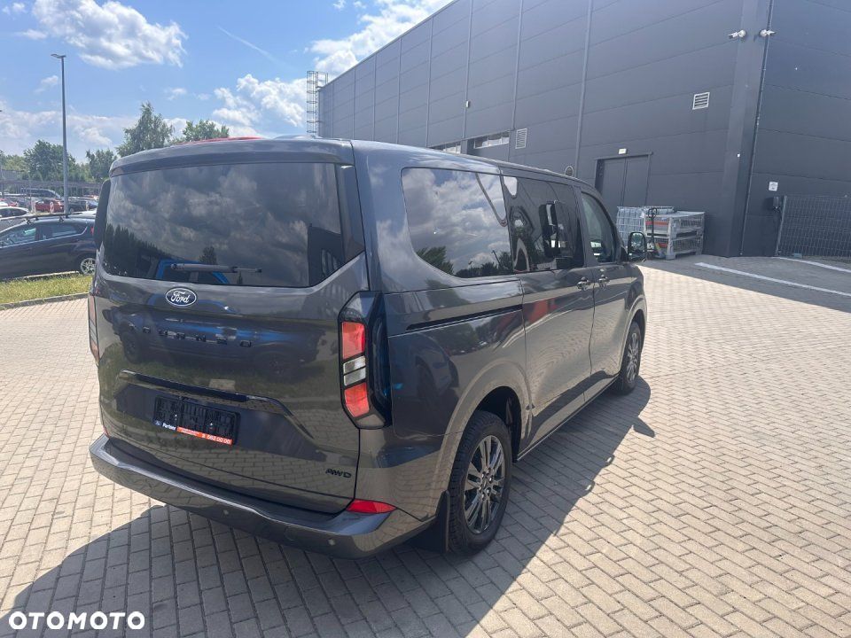 Ford Tourneo Custom - 3