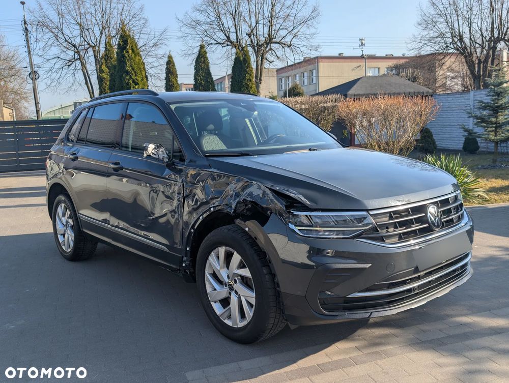Volkswagen Tiguan 2.0 TSI 4Mot Life DSG - 3