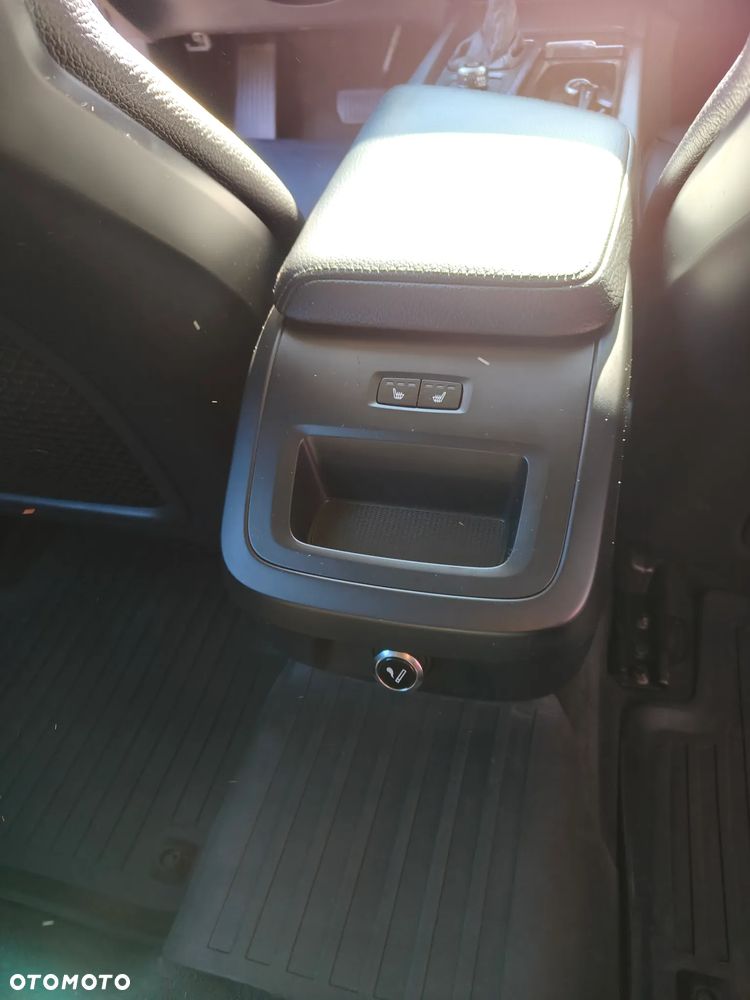 Volvo V60 D4 Geartronic Momentum Pro - 31