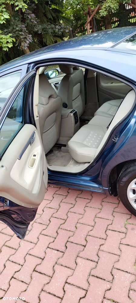 Volvo S60 2.4 Momentum - 19