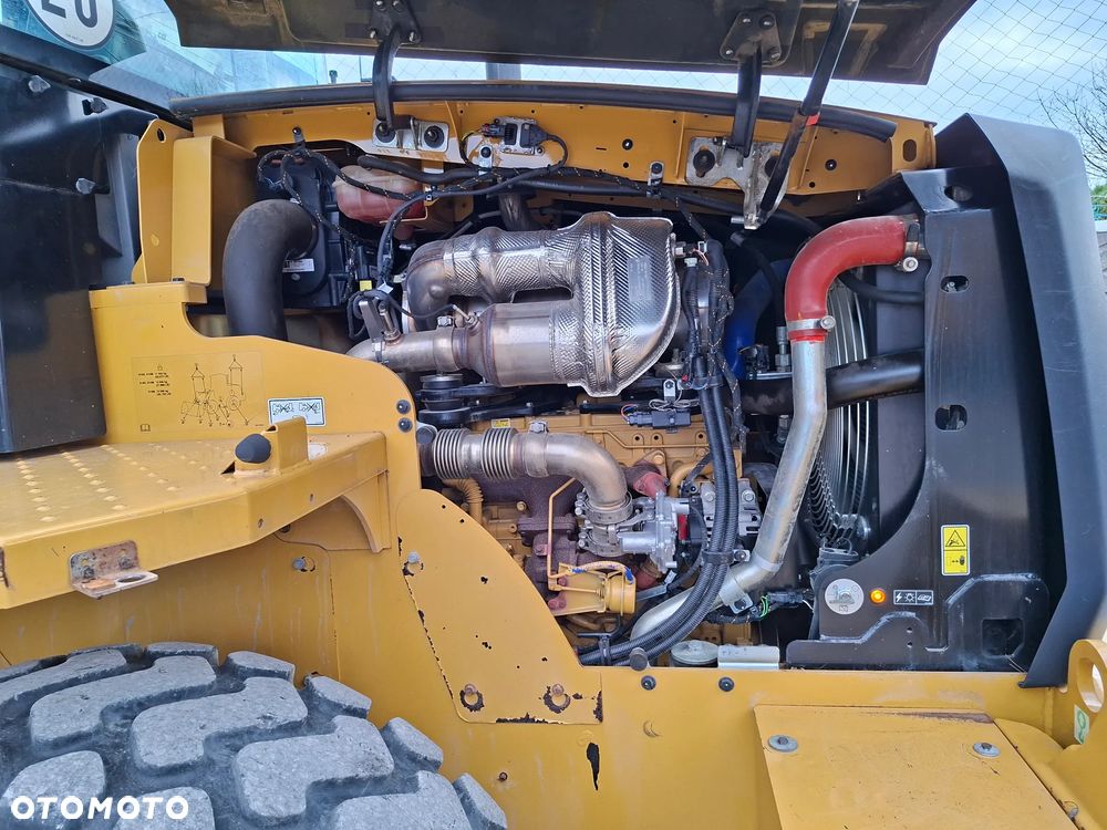 Caterpillar CAT 918 M - 27