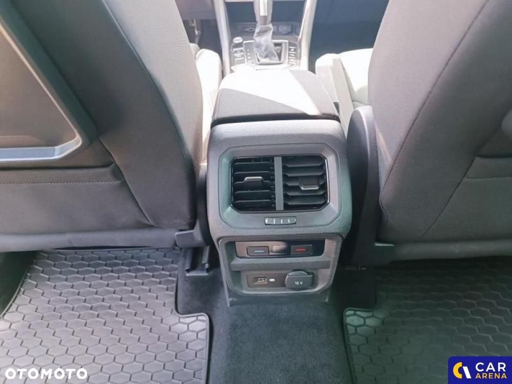 Volkswagen Tiguan - 24