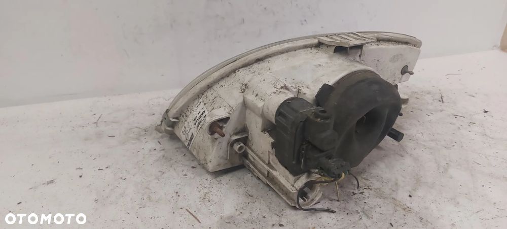 .  PRZOD PRZEDNIA LAMPA PRAWA FIAT SEICENTO - 4