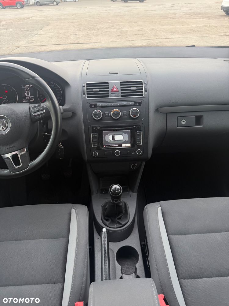 Volkswagen Touran 1.6 TDI DPF MATCH - 13