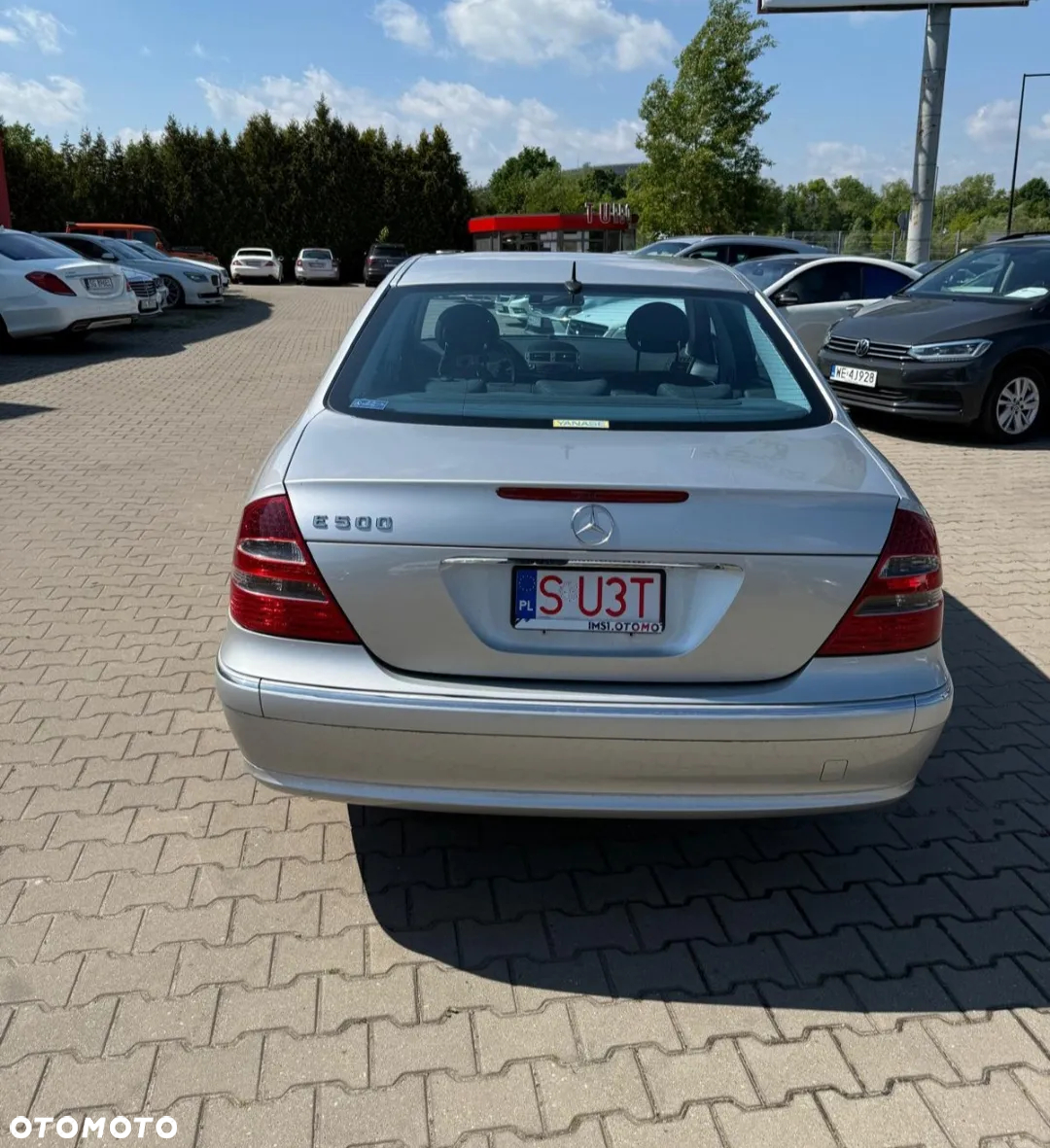 Mercedes-Benz Klasa E 500 Avantgarde - 9